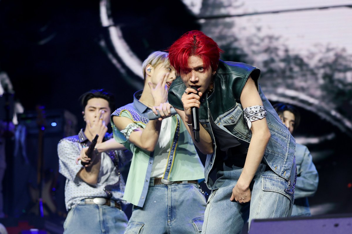iHeartRadio's tweet photo. #ENHYPEN’s Coachella set had my blood pumpin’ crazy 🥵❤️‍🔥 https://t.co/DMXVpIMjIW