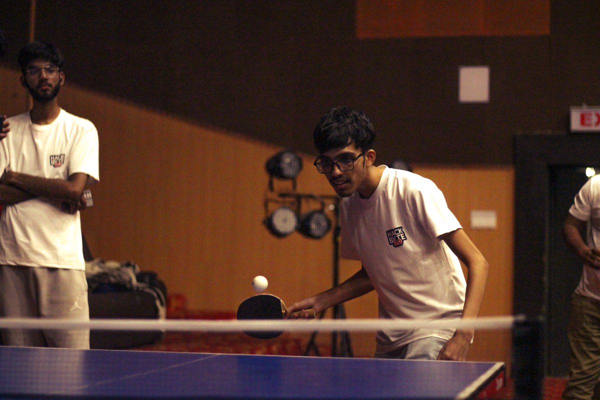 HackbyteTPC's tweet image. Well, taking a break from just coding at #hackbyte, here are a few snaps of hackers chilling around the game-arena
Table Tennis attracted wayyyyy more people than we thought, guess @BitByte_IIITDMJ needs to get a few more tables 🌞🤞
