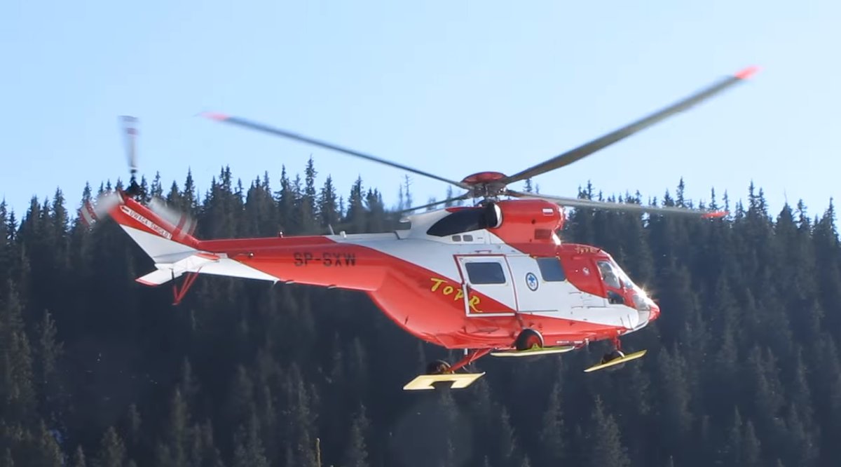NaPierwszejLini's tweet photo. #KRAJ🇵🇱
TOPR | Ubezpieczenie jedynego śmigłowca ratowniczego PZL W-3A Sokół. Podpisano umowę.🇵🇱🚁🚑🚨🏞️🧑🚒
Szczegóły umowy w poniższym linku:
- https://t.co/XJukfl8tHa
***
#PZLŚwidnik #PZLSokół #W3A #PZLW3A #TOPR #TatrzańskieOchotniczePogotowieRatunkowe . https://t.co/dNuMpEDHhe