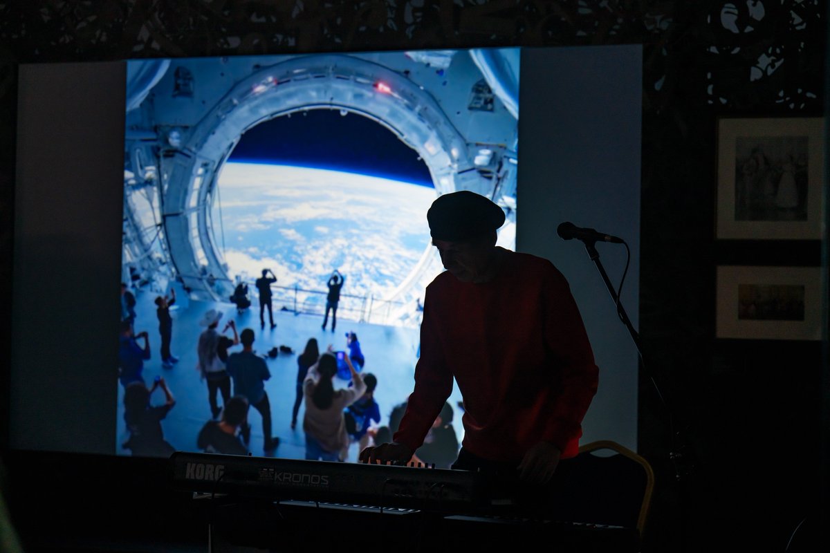 AK_NEANERecords's tweet photo. Friends, the concert took place. The hall was full. We all had a great time. The atmosphere created by the exposition staff was simply magical. It turned out that many of the guests were at my concert for the first time, and this was especially pleasing

#Photos by Stas Murashkin https://t.co/SkWUbBtMDM