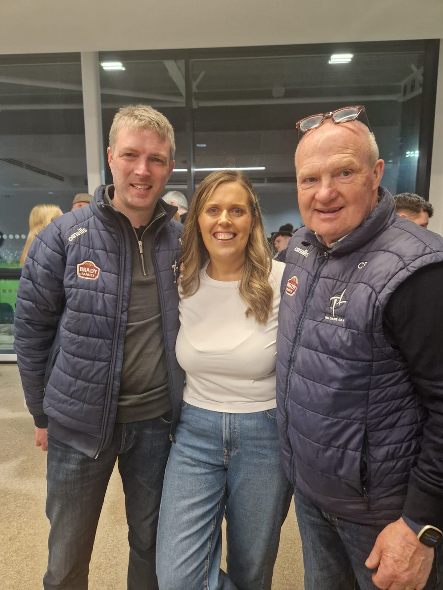 Christine Murray tweet media