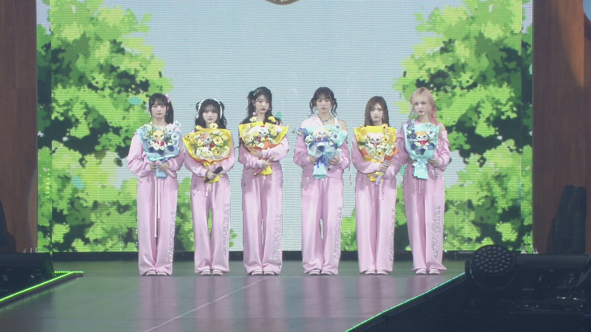 📸
2025 IVE THE 3RD FAN CONCERT
＜IVE SCOUT＞
in NAGOYA 🏕️ DAY 2 💐

#IVE #아이브 #アイヴ
#IVE_SCOUT