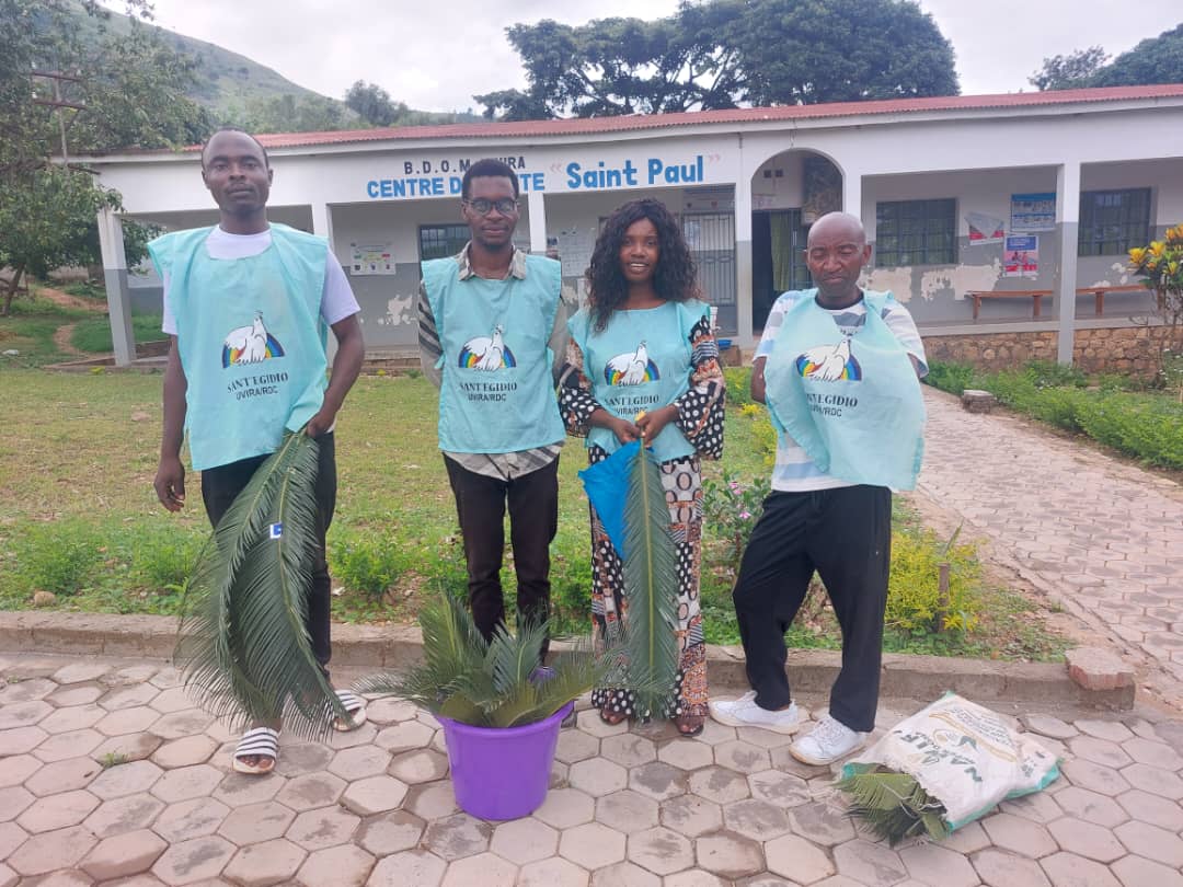 RdcSant's tweet photo. Bonne fête de rameaux de paix et d'espérance #Goma #Bukavu #Uvira  @immaginise @Marco_europa https://t.co/noIEPJ1MfS