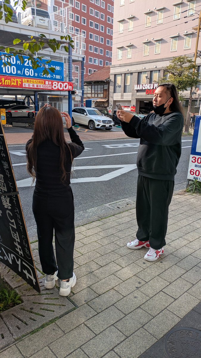 achndeliverycar's tweet photo. 小倉FUSEライブありがとうございました!半年以上ぶりのハリケーンミキサー、初めてのリトルリルめっちゃ最高でした🔥ライブお疲れ様でした✨ハリケーンミキサーは次6/21同会場小倉FUSEでまた会いましょう!👋
#ハリケーンミキサー
#リトルリル
#アニブイ
#ノラサアクル
#SETARIA
#VLAZE https://t.co/1rW5sAcX7Y