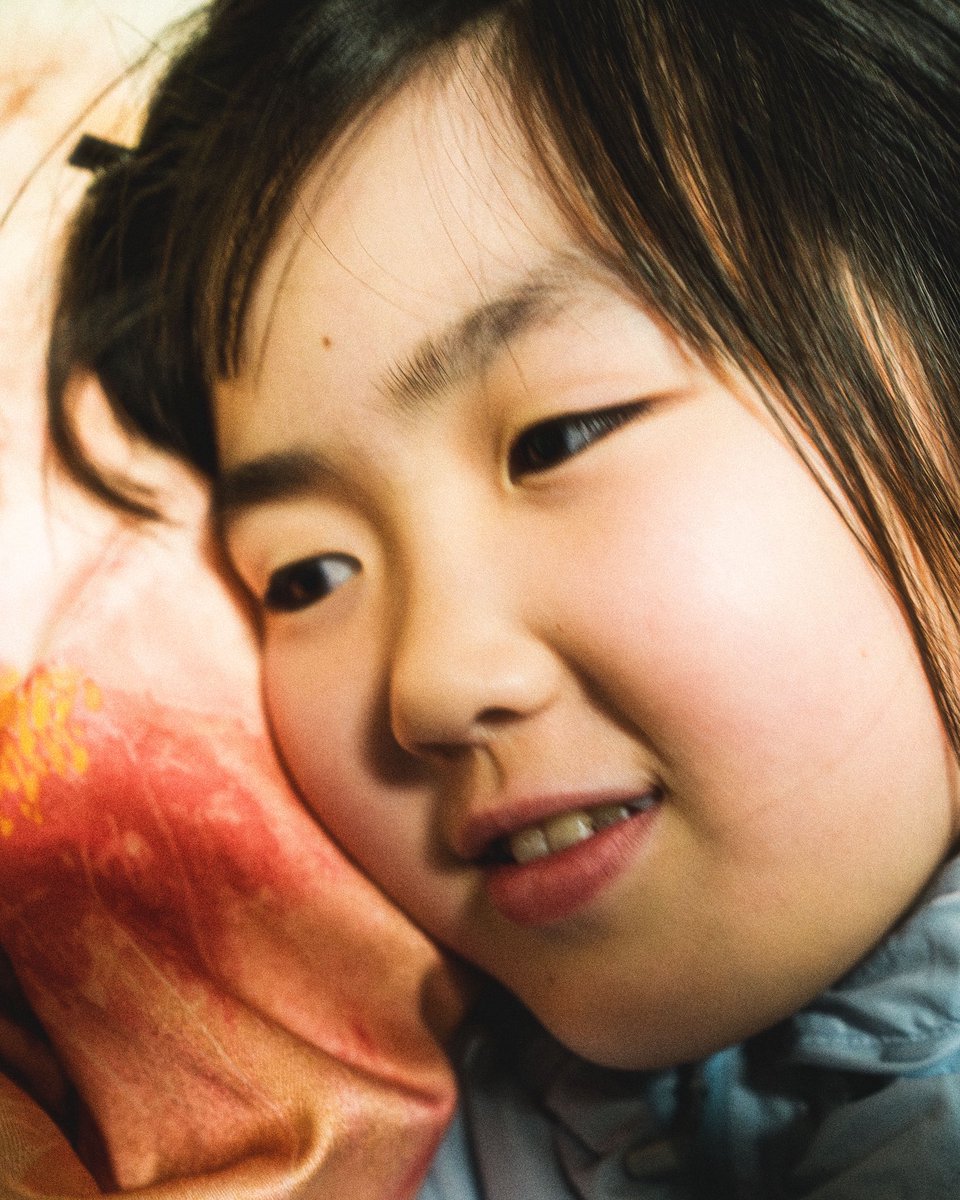 总有一些时刻，语言无法到达，转身只剩自己，曾经的触感只能靠回忆。这时候你会感叹，还好有照片，那些历历在目的时刻。