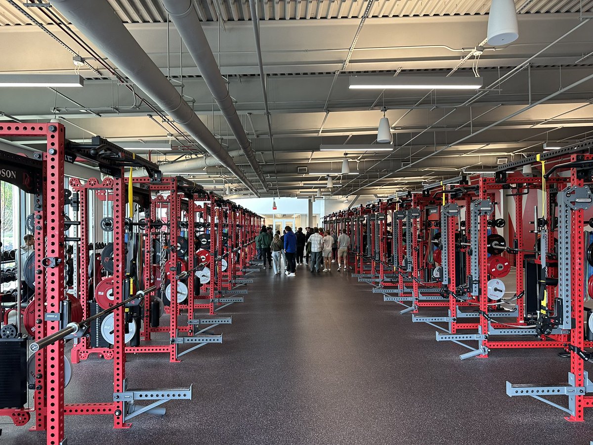 ZFoeldi's tweet image. Had a really great unofficial visit at @DavidsonFB yesterday! Thank you @coach_ahles for the invite. Great to see what an amazing program you’re building!

@CoachKKennedy @DSGBCoachCam @Coach_Thakkar @missionfootball