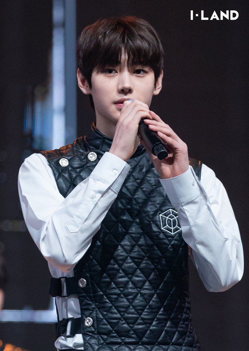 byeol_ice's tweet photo. 아이랜드 성훈이가 오늘의 성훈이가 될 지 
누가 알았냐고 성장 서사 미쳤다... https://t.co/y7t8yTMwAL