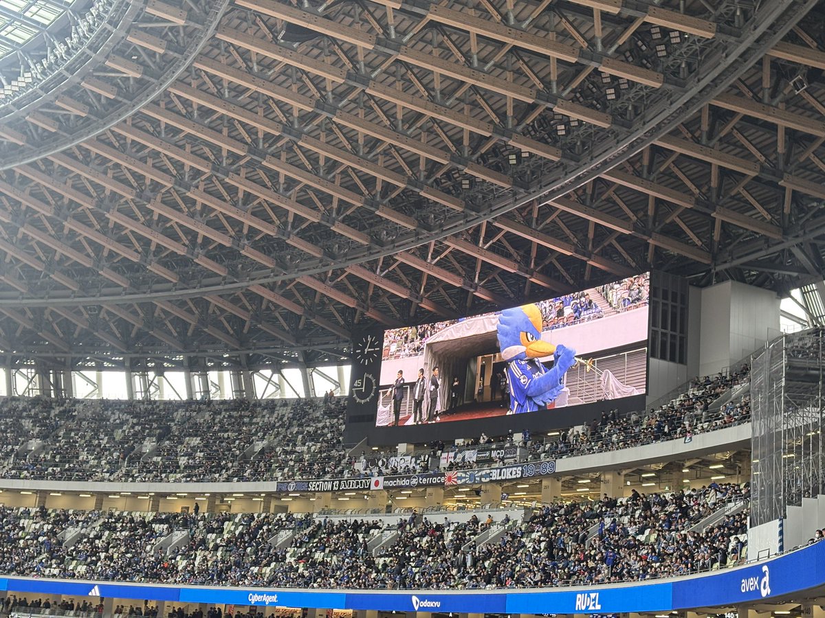 n_____oodk93's tweet photo. #0413浦和 戦⚔️🔥

悔しい結果となりましたが、果敢に攻め続ける姿に勇気を貰いました。

コレオや大旗を野津田とはまた違う位置で見れたこと、感無量です涙
また現地で共闘出来るよう私も頑張ります🏃🏻‍♀️‍➡️
（ファン感から会えていないゼルビーも画面越しに🫣）

 #FC町田ゼルビア #zelvia https://t.co/R4LOgRHX7S