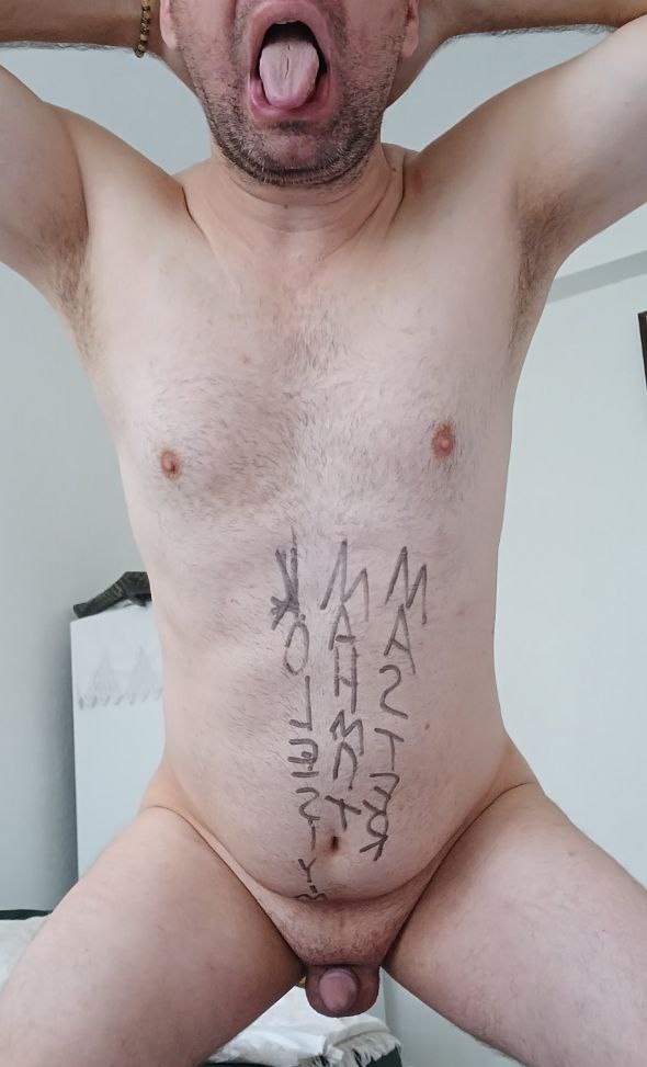 mastermahmutt's tweet photo. Böyle ezik orospu olucaksınız kendinizi bedeninizi bana kullandırıcaksınız benim sözümden çıkmıcaksınız ezikler sizi https://t.co/AwdzaWeKmm