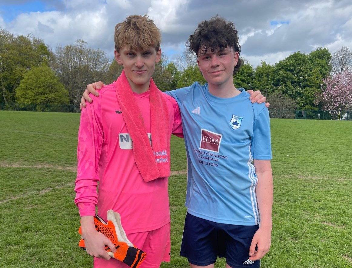 The <a href="/AvondaleUtdFC/">Avondale United FC</a> Under 16s 1-0 winners over Fermoy after extra time in @corksl Local Cup in Beaumont Park on Sunday morning .

Good performance from goalkeeper Sean Semchiy and goal scorer Seba Dubkiewicz ⚽.

Thanks to Edward O'Mahony solicitors our team kit sponsors.