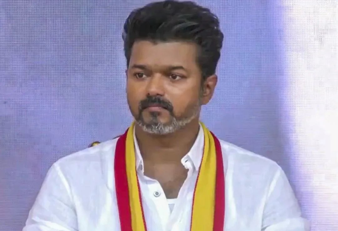 LiveLawIndia's tweet photo. Tamilaga Vettri Kazhagam (TVK) party president &amp; Tamil actor Vijay files petition in the Supreme Court challenging the constitutionality or the Waqf (Amendment) Act 2025. https://t.co/M48qL3K3Em
