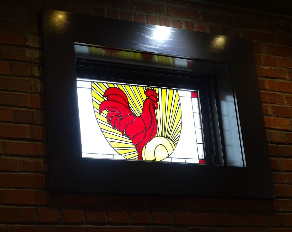 redsdiner's tweet photo. Rise and shine! ☀️

We're open Monday - Sunday starting at 7am! 🐓

#riseandshine #breakfast #brunch #calgary #yyc #calgaryeats #yyceats #brunching #wethefourth #supportlocal https://t.co/h0QbCv1KgA