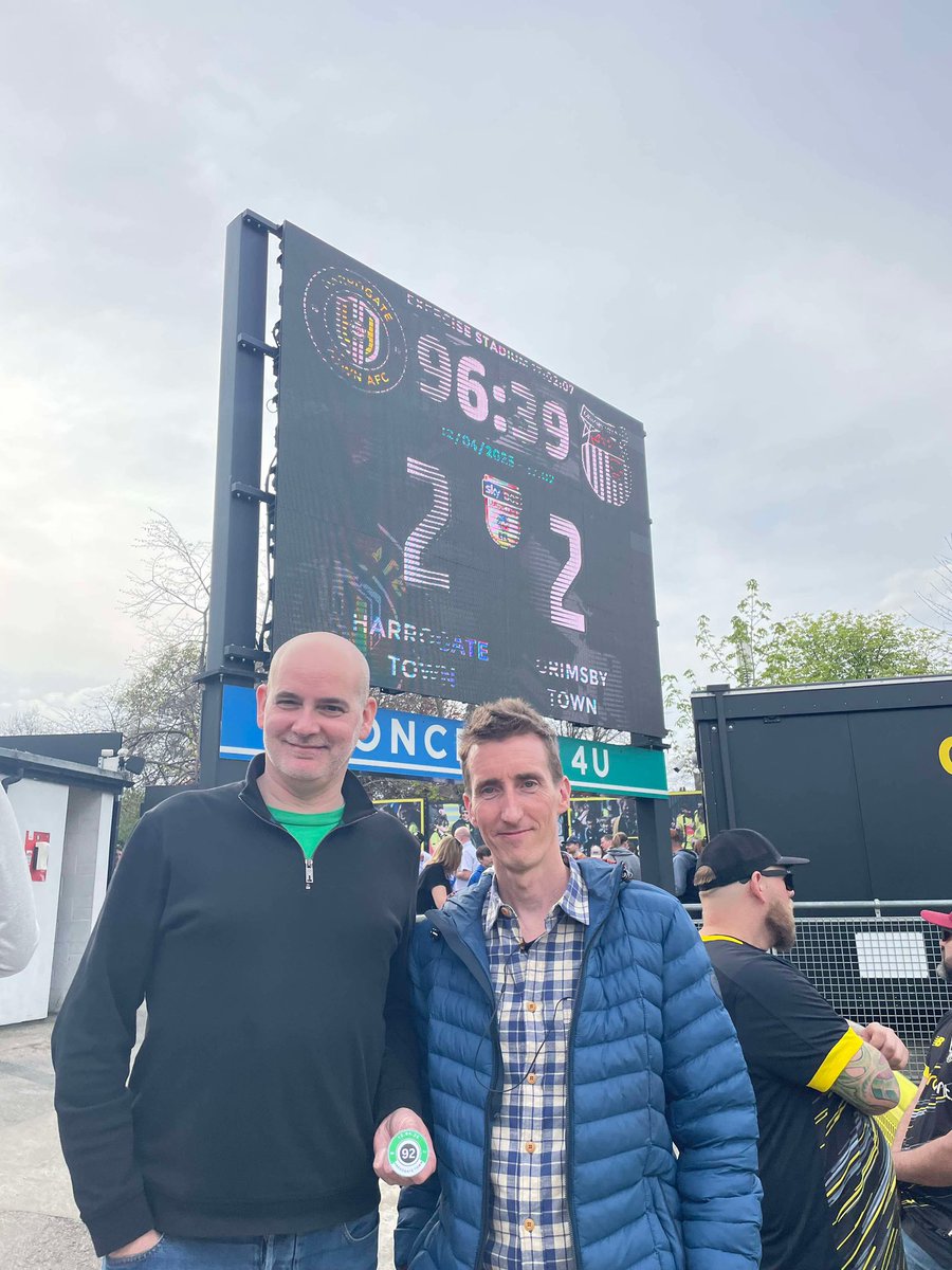 Dan King tweet media