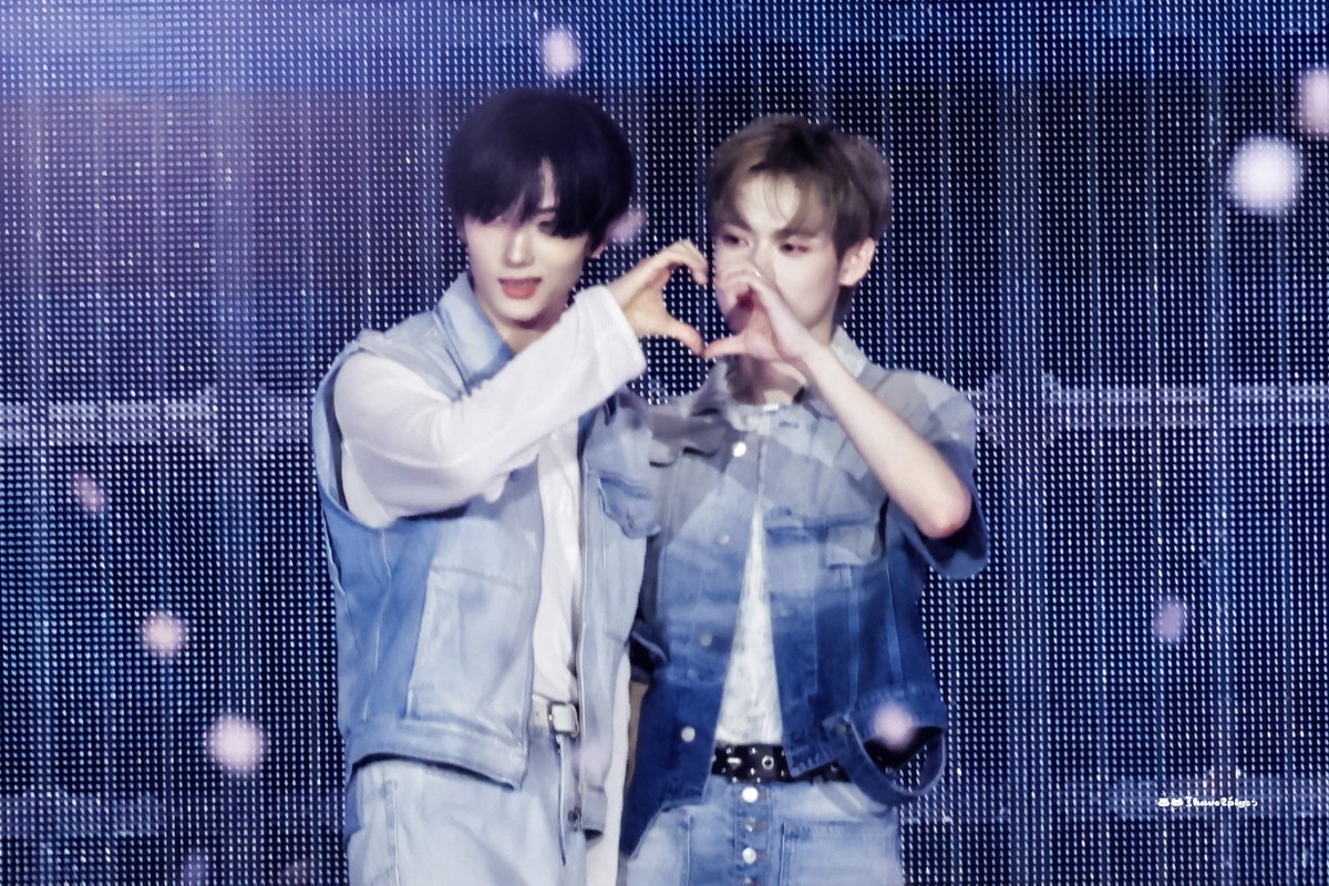 Ihave2pigs's tweet photo. 250413

🌸🫶🏻

#지성 #JISUNG #천러 #CHENLE 
#지천 #SungChen #chenji   #NCT #NCTDREAM
#하늘천땅지 https://t.co/91rsz1c1Eq