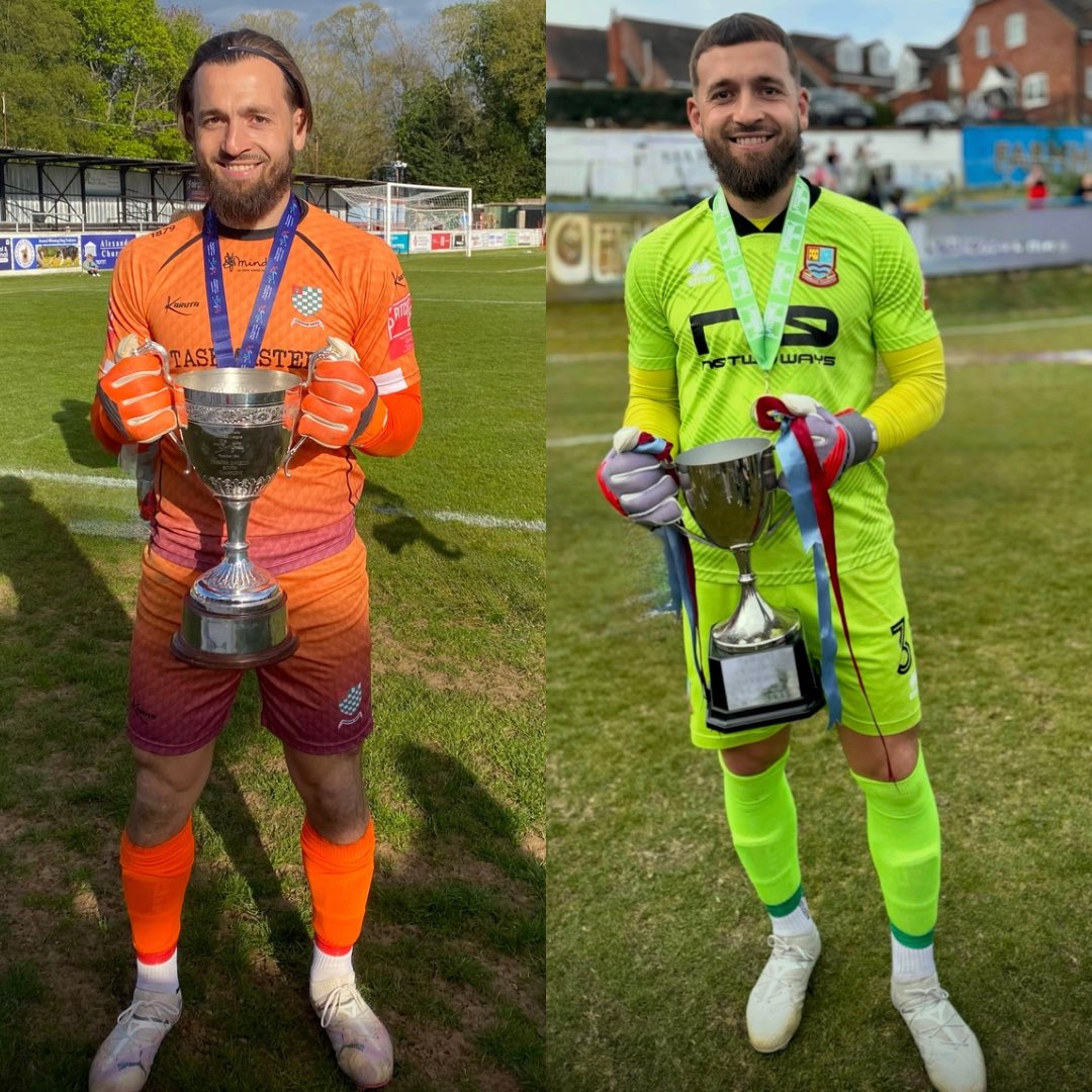 Nearly exactly a year on ⏱️
Back to back league titles 🏆🏆🥇🥇
2023/24 ⏭️ 2024/25 <a href="/SALVA_GK/">SALVA Goalkeeping</a>