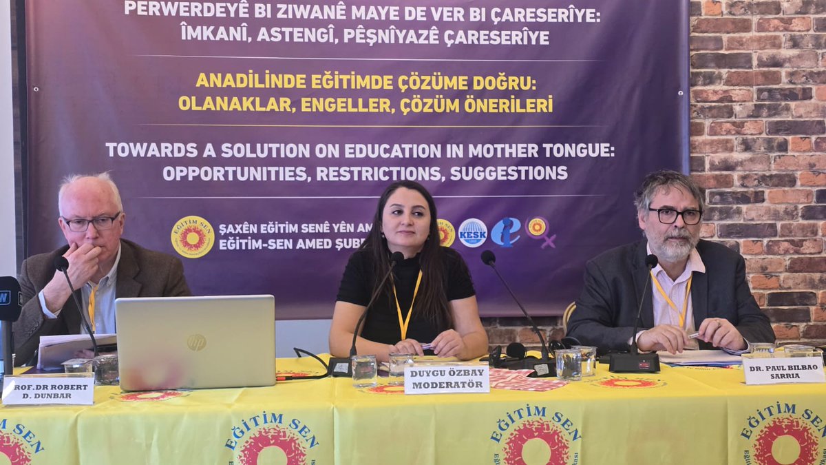 egitimsen's tweet photo. Eğitim Sen Genel Sekreteri Zülküf Güneş, Amed Şubelerimizin düzenlediği "Anadilinde Eğitimde Çözüme Doğru: Olanaklar, Engeller, Öneriler" çalıştayına ev hapsinden çevrimiçi bağlantıyla katıldı. https://t.co/BwuqDPWg5x