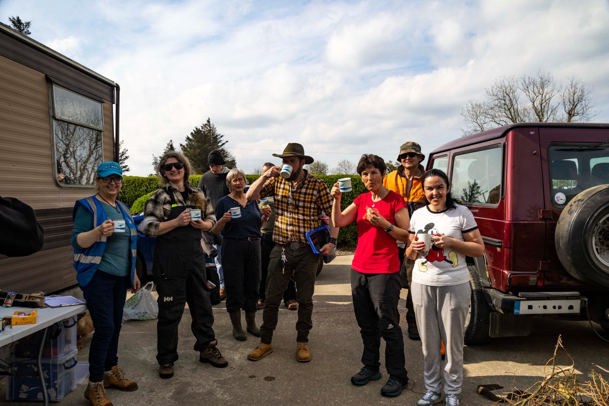 Thank you to everyone who came out yesterday to help with the brash bundling event we had in the Parish, Buncrana.  It was a beautiful morning and we got lots gathered which will be used later in the year for river revetments.
