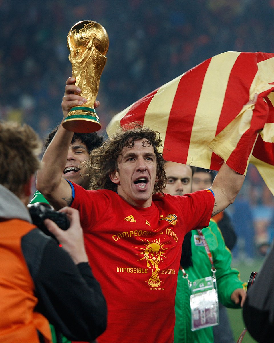 FIFAWorldCup's tweet photo. Puyol. 🇪🇸🏆

#FIFAWorldCup https://t.co/zSFEwzkj18