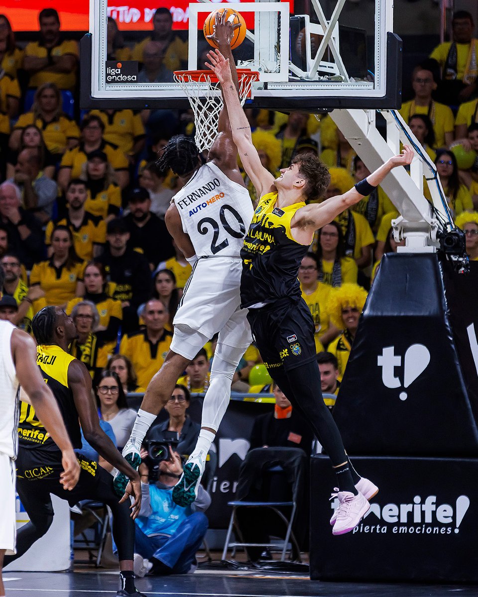 RMBaloncesto's tweet photo. 🍿 SHOWtime
✍️ @BrunoFernandoMV 
#LigaEndesa https://t.co/TNjs45Tku9