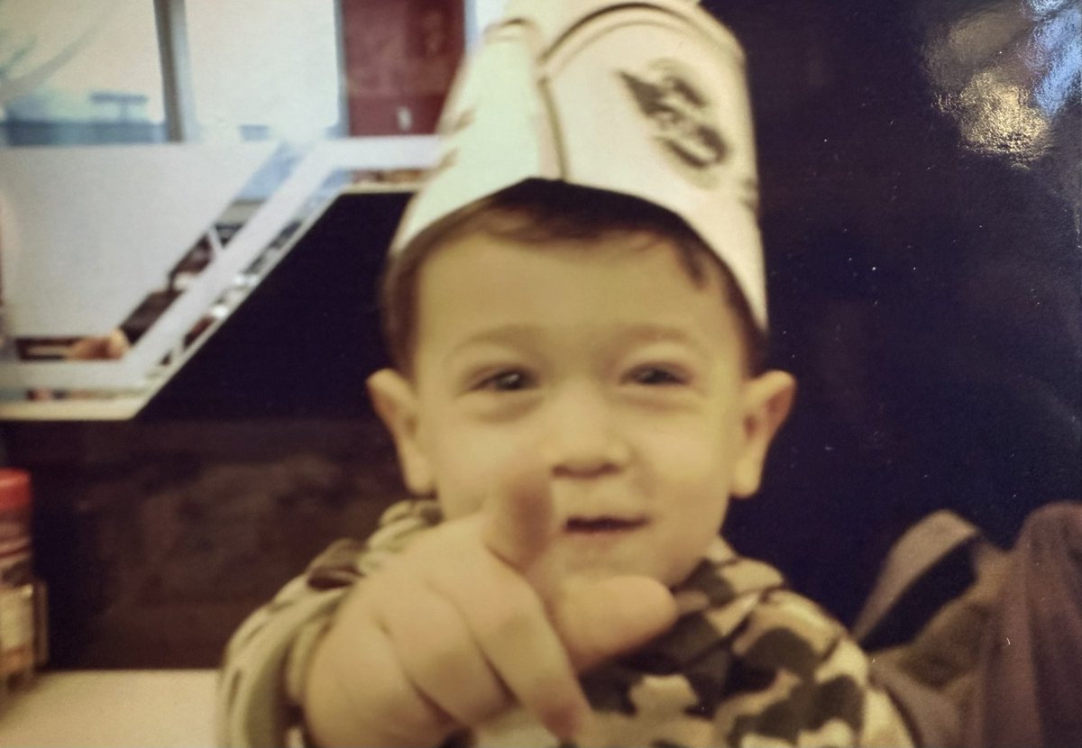 SamuraiWillis's tweet photo. Happy Golden Birthday, Noah! 13 is a big one, buddy. Your last earthly birthday was a decade ago. Today, Palm Sunday, highlights the unique coincidences the calendar plays from time to time.

Happy birthday, son. 💚 #TeamNoah https://t.co/FxzcXl77BV