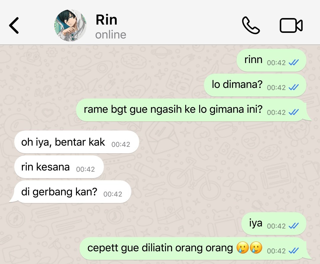 expossass's tweet image. 26. jadi pusat perhatian