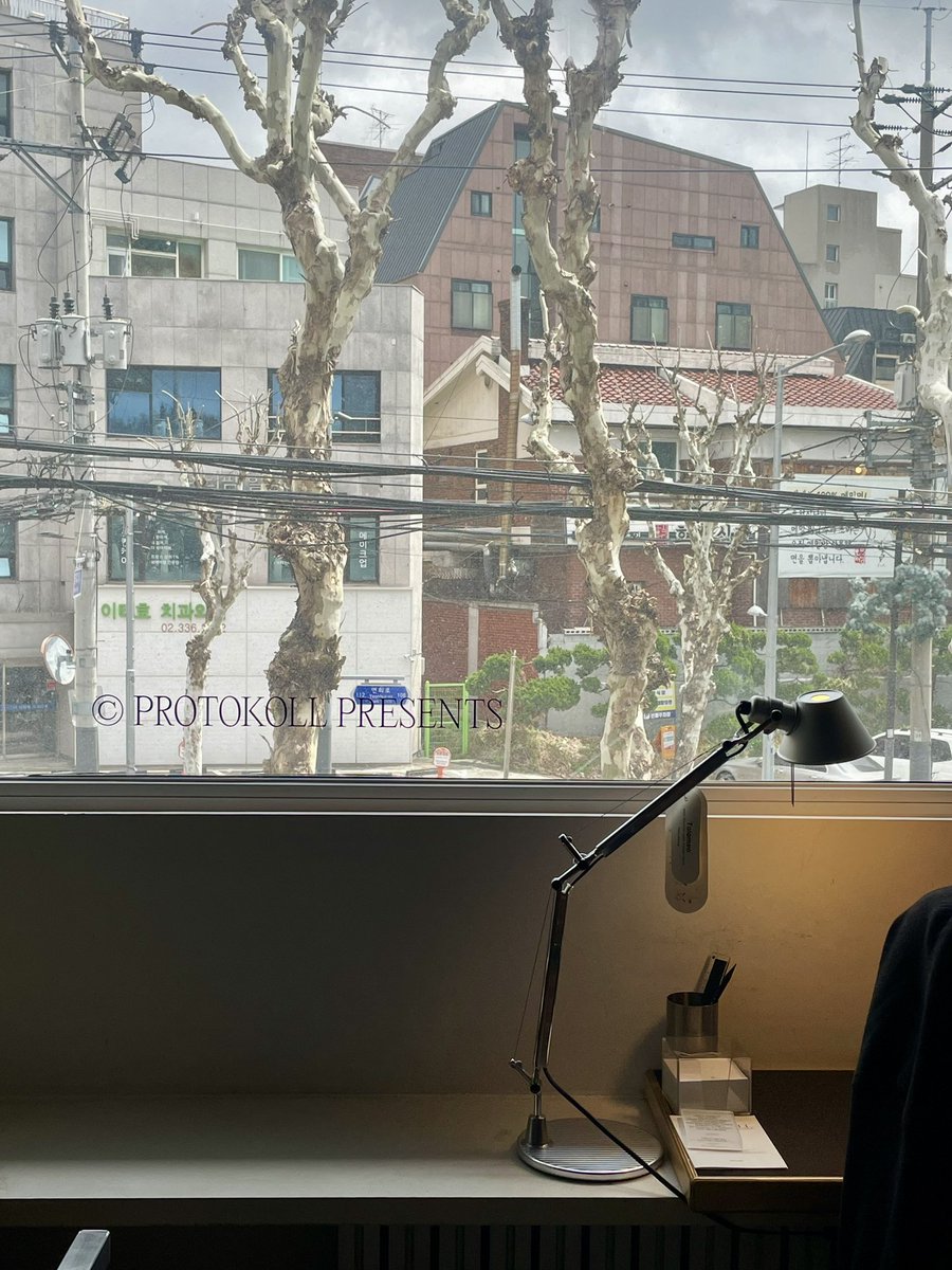 eejejo's tweet photo. 연희동 프로토콜 연희점
• 콘센트 넓은책상 편한의자가 다 갖추어진 카페
• 공부 작업 독서 대화 모두 적합
• 화장실은 실내에 !
• 음악 소리가 조금은 울려요
• 카공적합도 3.5/5 https://t.co/p3IvOJUn1A