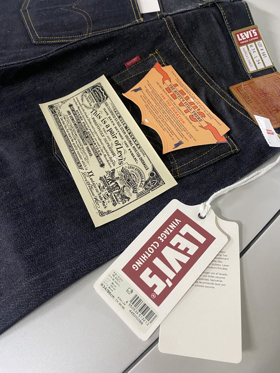 kei_varis's tweet photo. 復刻だけど大戦モデルを持ってるってだけで心に余裕が生まれる👖
履くのが楽しみ https://t.co/g5CIr55fAQ