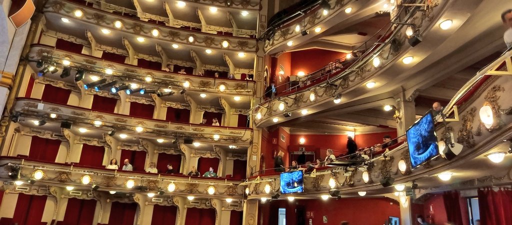 Empieza la función #TheBookOfMormon