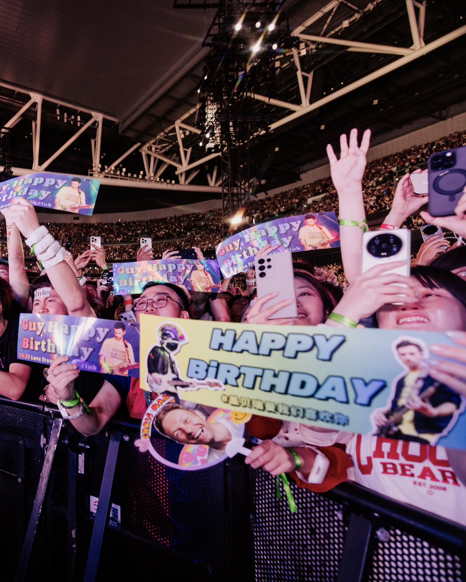 Coldplay tweet media
