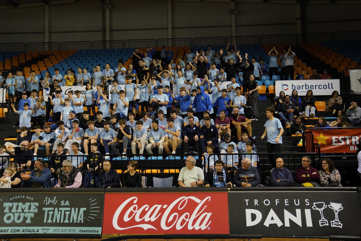 Lo llevan dando todo en el torneo y lo dieron todo ayer animando 🫶

💯 Recibir a los equipos de la <a href="/BMenorcaCup/">Basket Menorca Cup 🏆</a> en Bintaufa y ver lo mucho que están disfrutando en nuestra Isla es un gustazo. ¡Gracias por vuestro apoyo anoche! 🤩

#UnaillaUnequip #EsportsCIMe #MatealEstigma