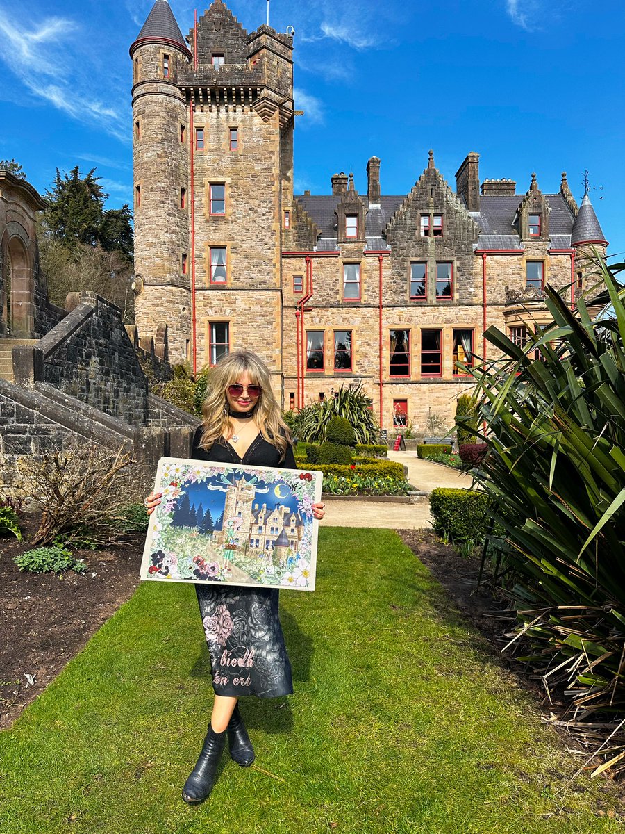 SaraONeillArt's tweet photo. It’s been a busy year so far but I’ve been working away on the next fundraiser for @WomensAidNI with @SheSanctuary so keep your eyes peeled.
We’ll be raffling a few bits including this ‘Midsummer Night’s Dreamer’ A2 giclée print 💚🧵🪡 #UppaMillies #BelfastCastle https://t.co/S4iVLwSMVy
