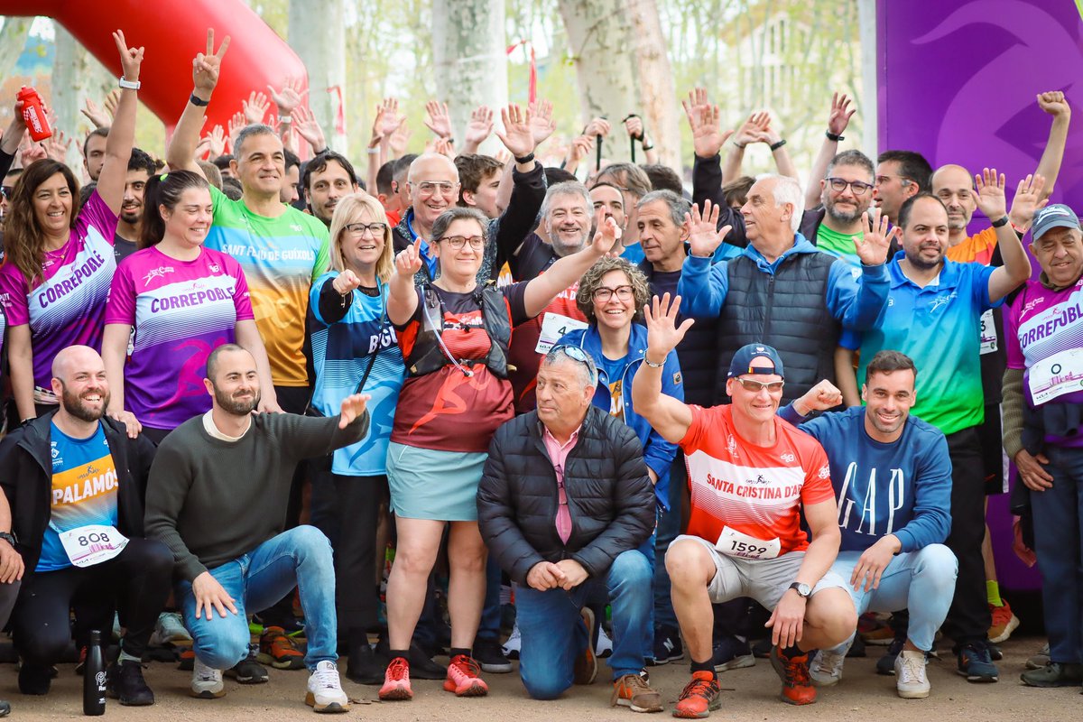 🏃‍♀️🏃‍♂️La 3⃣a edició del #Correpoble del Baix Empordà ha reunit més de 1.500 persones als carrers de #LaBisbalEmpordà.

✅La #DdGi col·labora amb la prova i la vicepresidenta 3a, Maria Puig, hi ha lliurat els guardons.

📍Santa Cristina d’Aro acollirà l'edició del 2026.