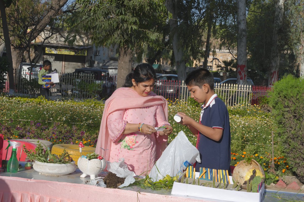 <a href="/MayankFoundtion/">Mayank Foundation,Ferozepur</a> 
Organised First of its kind ‘Flowers &amp; Ornamental Plants Show  ‘The Green Canvas’ promote environmental awareness and gardening creativity. 
 
<a href="/moefcc/">MoEF&CC</a>
<a href="/PSCST_GoP/">Punjab State Council for Science and Technology</a>
<a href="/PbGovtIndia/">Government of Punjab</a>
<a href="/PritpalPSCST/">Pritpal Singh</a>
<a href="/KSBathPSCST/">KSBathPSCST</a>
<a href="/susangeorgek/">Susan George K</a>
 <a href="/thkurmandakini/">Mandakini Thakur</a>
<a href="/anirudhdcm/">Dr Anirudh Gupta</a> <a href="/RajivSetia6/">Rajiv Setia</a>