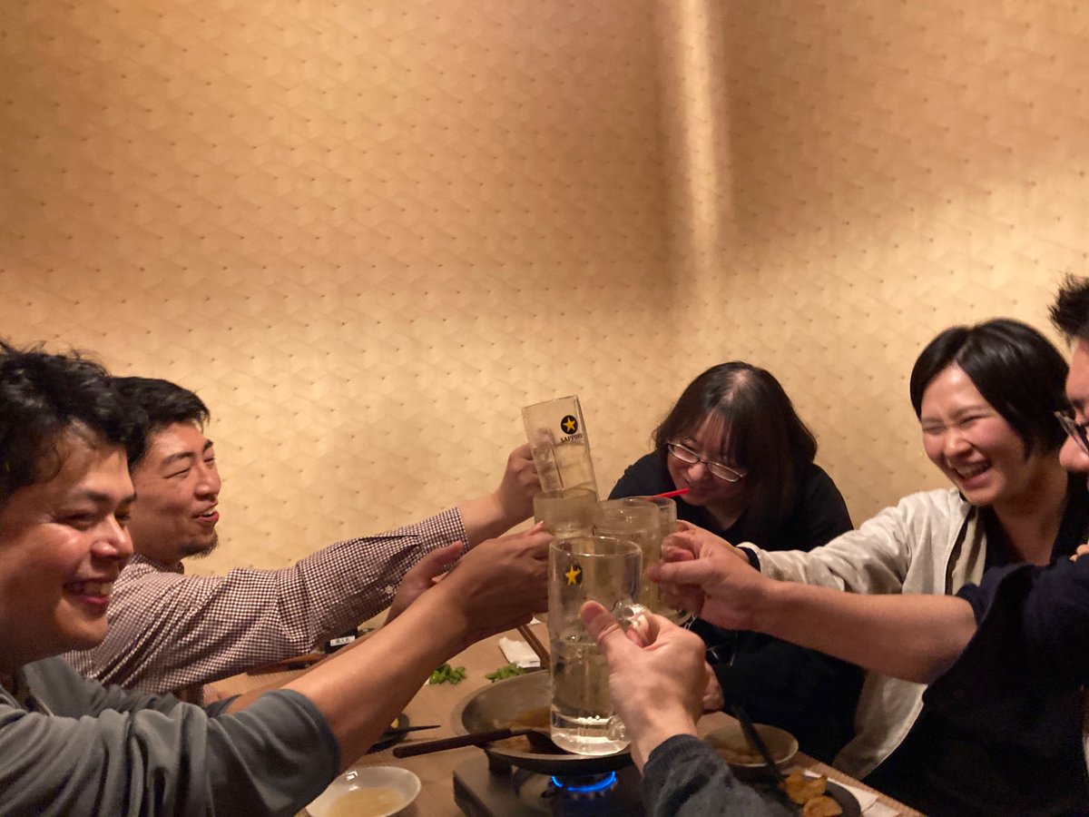 maru8strings's tweet photo. JMU中部マンドリンフェスティバルが終わり、打ち上げに興じています。 https://t.co/SsvTp7m2aW