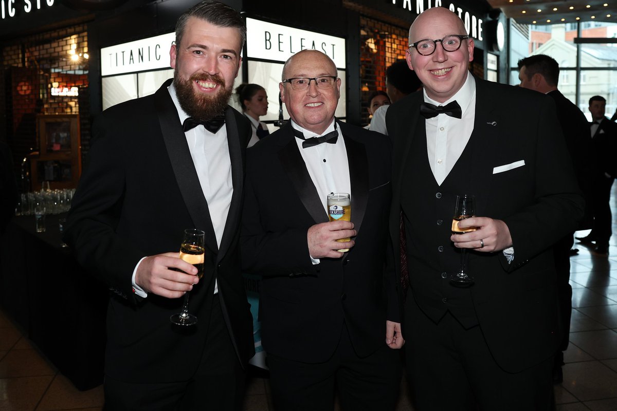 Portadownfc's tweet photo. 📸 𝗡𝗜𝗙𝗟 𝗙𝗢𝗢𝗧𝗕𝗔𝗟𝗟 𝗔𝗪𝗔𝗥𝗗𝗦 𝟮𝟬𝟮𝟱

Unfortunately Ahu &amp; Shay missed out on winning the Goal of the Season at last nights NIFL Football Awards however a great night was had by all.

Congratulations to all the winners &amp; don't our boys scrub up well. https://t.co/Iq1NumMc21