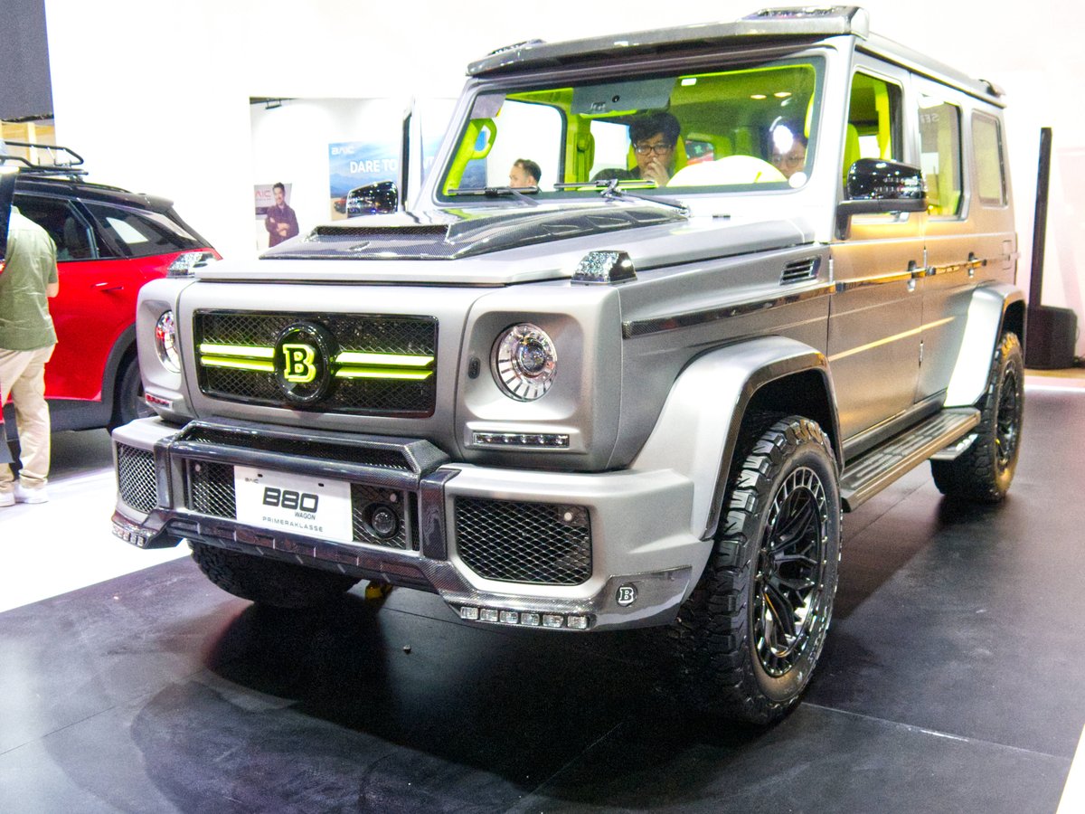 MorteJude's tweet photo. @WLH1972 Will, here's a 4-set post of a China-sourced Baic B80 "luxury" #SUV , freshly 📷'd this 4/13/25 #Philippines 🇵🇭time,  from an ongoing car show at Pasay City, 🇵🇭
The unit looks like an MB G-Wagen, no?

#Photography #SundaySharing #PhotosOfTheWeek #MIAS2025 #BaicB80 #automobile https://t.co/DJu7gQeh9v