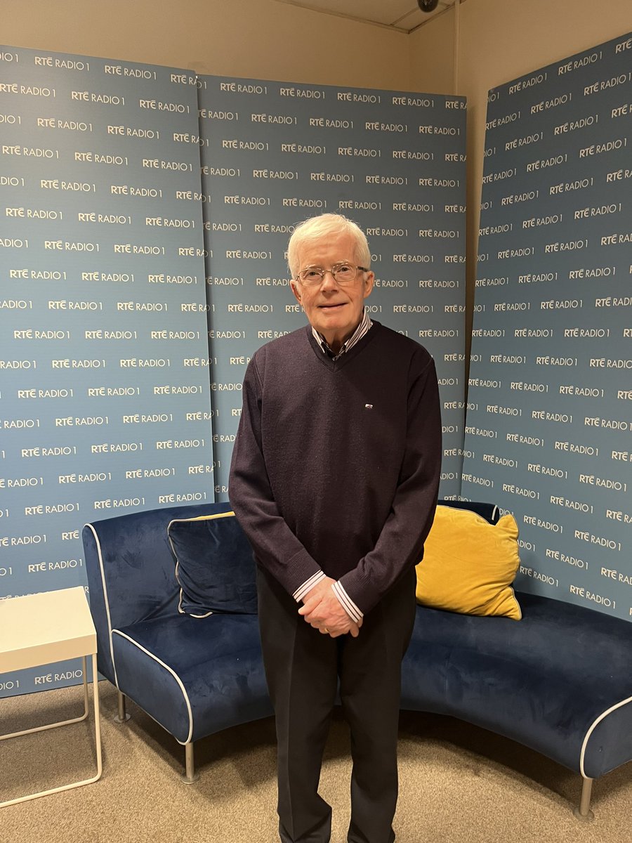 TheRollingWave's tweet photo. Tonight  we’re righting a wrong from the 1950s when Billy Clifford wasn’t allowed play on the radio with The Star of Munster Céilí Band because his tin whistle wasn’t a ‘proper instrument’!!! Delighted to have been able to put this right with help from @pbpipes @MacCoillte ! https://t.co/vl1EIAyeB3