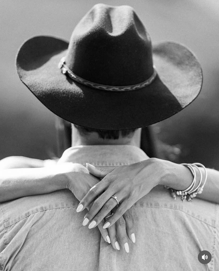 patyymonteeiro's tweet image. DOOOIS DIAAS   🤵🏻‍♂️👰🏻‍♀️❤️🔐

#malynevaicasar