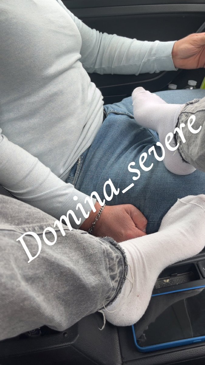 domina_sévère tweet media