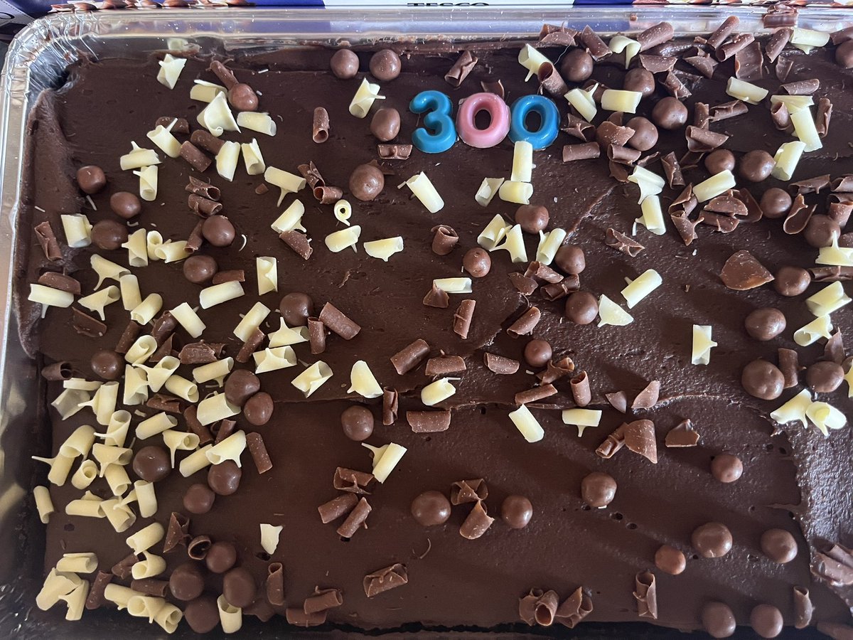 Anne Smith (@nevergiveupanne) on Twitter photo Celebrating my 300th <a href="/parkrunUK/">parkrun UK</a> volunteer day by volunteering as Run Director. Thanks to a junior who brought me a crown and sash to wear for the occasion. Any excuse for some cake 🤣 #loveparkrun Celebrating my 300th <a href="/parkrunUK/">parkrun UK</a> volunteer day by volunteering as Run Director. Thanks to a junior who brought me a crown and sash to wear for the occasion. Any excuse for some cake 🤣 #loveparkrun