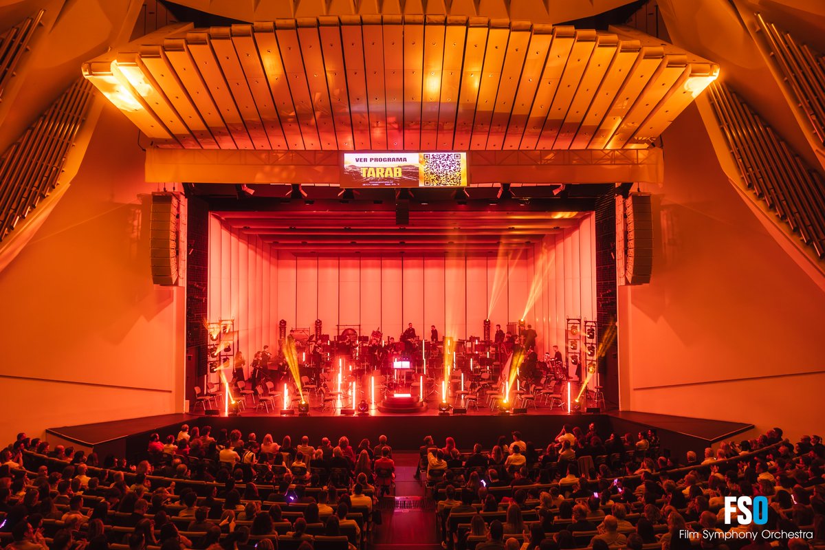 FilmSymphony's tweet photo. ❤️¡Tenerife, menudo recibimiento!❤️
Teníamos muchas ganas de poder disfrutar de esta gira tan especial con todos nuestros tarabers tinerfeños. ¡Muchísimas gracias a todos!
¿Cuál fue vuestro momento favorito? Os leemos👀
#FSOTarab #ConciertoTenerife #FilmSymphony https://t.co/uHqd0qKPzk