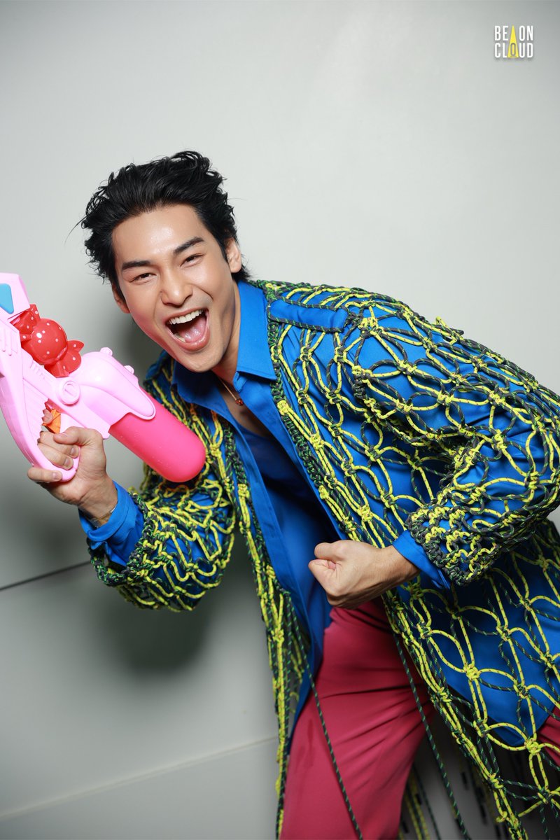 beoncloud_th's tweet photo. ปิ้ว ๆ ~ ไปสนุกกันกับ อาโป และขบวนพาเหรด Rangnam Songkran Festival อภิมหาสงกรานต์รางน้ำ 🔫💦

📍รับชม Live ได้ทาง
 Facebook : KING POWER OFFICIAL

#KingPowerSongkran25xApo
#KingPowerSongkran2025 #อภิมหาสงกรานต์รางน้ำ https://t.co/vFyIPnsaZH