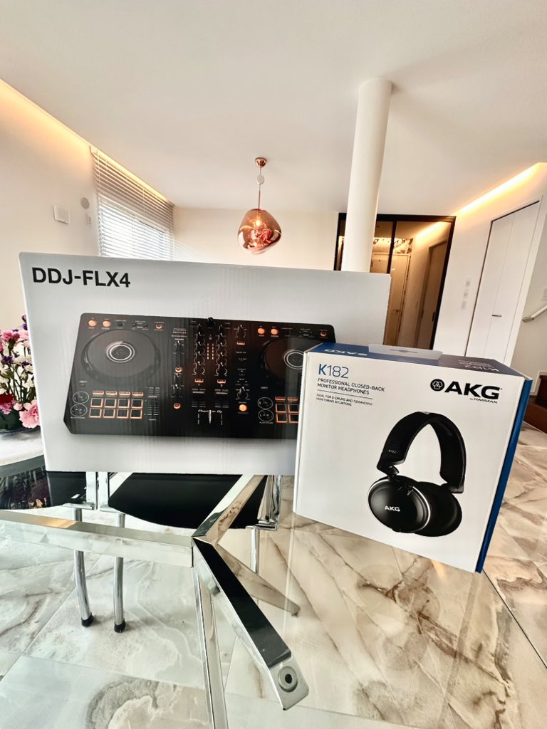 showhey511's tweet photo. DJセット購入🎵✨
ホームパーティをより良くする為に🫡 https://t.co/NisAqOSRdE