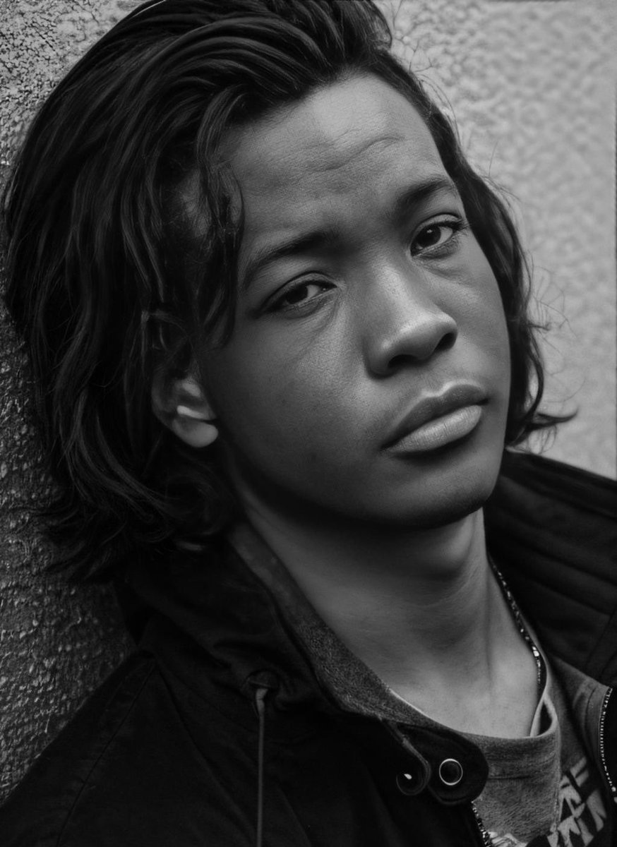 crypto_X_care's tweet image. Crypto is more than charts—it’s culture. And fashion is how we wear that future. The next wave of flex isn’t designer—it’s digital wallets and self-expression. #Web3Fashion #CryptoCulture #OJayCollection  @Coindesk, @TheFabricant, @BoysClubCrypto