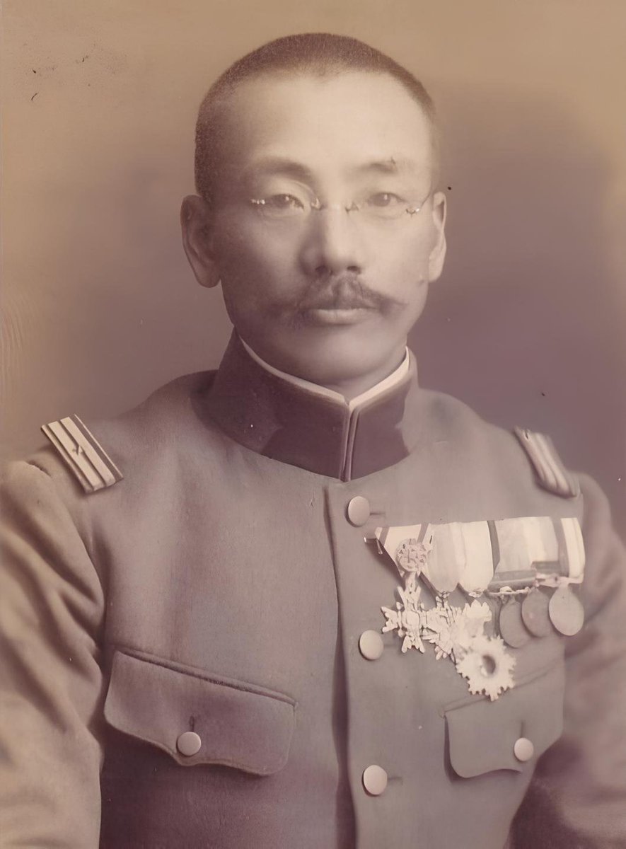 "Canımı Veririm, Türk Askerini Size Vermem!" Diyen Japon Yarbay

Rus Çarlığı tarafından, I. Dünya Savaşı'nda tutsak alınıp Sibirya'daki esir kampına gönderilen toplam 1012 Osmanlı askeri, 1918'de bölgeyi işgal eden Japon Ordusu tarafından ele geçirilmiştir. (Flood)