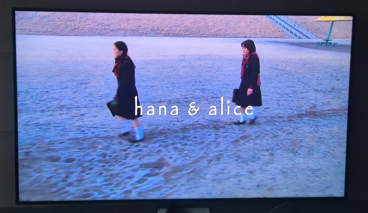 앨리스- 아오이 유우. 걍 슌지 감독 스타일. 아오이 유우가 화면을 지배하는 영화. 얼떨결에 오디션을 보는 여고1학년생 앨리스. 실제 아오이 유우도...