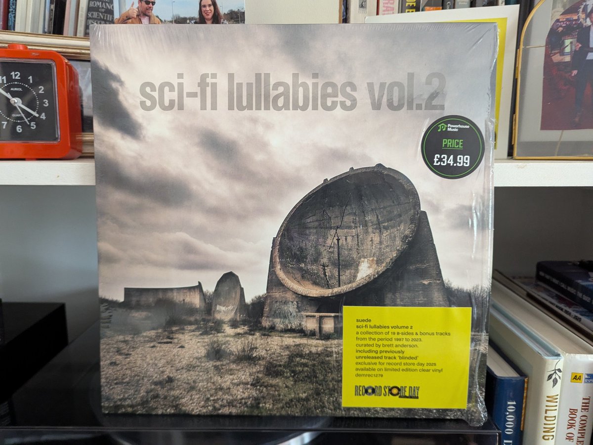 Sunday morning bliss. #RecordStoreDay #Suede