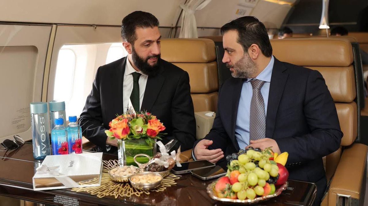 MMCSYR's tweet photo. الرئيس السوري أحمد الشرع ووزير خارجيته أسعد الشيباني يتجهان لزيارة دولة الإمارات العربية المتحدة

#سوريا https://t.co/MAEnHSkvAt