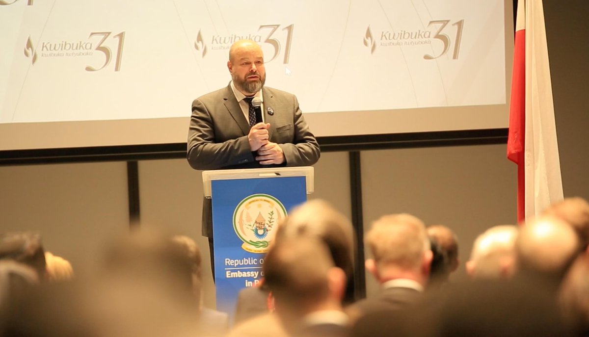 Mwene Munana tweet media