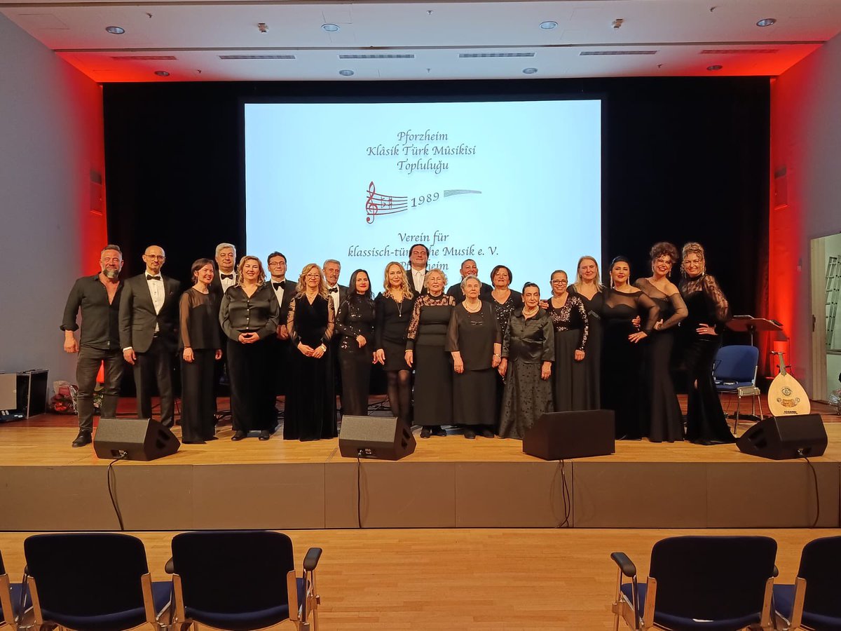 PforzheimKTMT's tweet photo. Salonu dolduran tüm misafirlerimize sonsuz teşekkür ederiz.
İyi ki varsınız 🎼🎤🎻❤️🧿 https://t.co/EPguzOByRA